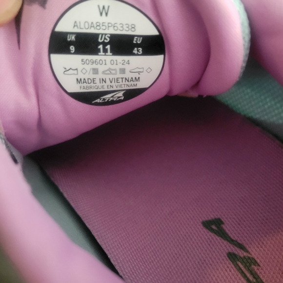 ALTRA Women's TIMP 5 Trail Running Sneaker  Shoes, Size 11 Medium US - Picture 6 of 8